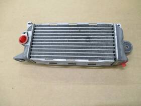 Jy53-6a642-ab Aston Martin 2016-2023 Db11 Front Lower Oil Cooler