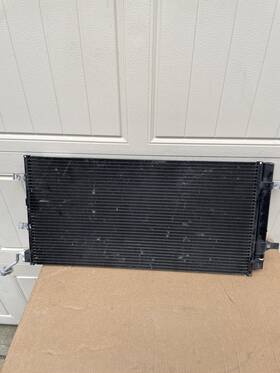 8t0260401g Audi 2013-2017 Q5 Front A/c Condenser Radiator Oem. A201