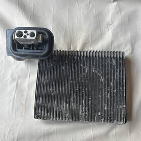 6968202 Bmw 07-13 X5 E70 M 4.8i Evaporator Box Air Conditioning Radiator