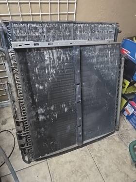 08-00305-00 Carrier Transicold Reefer Condenser 08-00305-00 Carrier Transicold Reefer Condenser