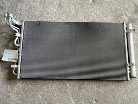 976063m160 Hyundai Used A/c Condenser Fits 2011 Genesis Sdn Grade A