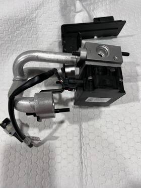 97725cv000 Kia 2022-2024 Ev6 Ac Air Conditioning Condenser Solenoid Valve Oem 97725cv000 Kia 2022-2024 Ev6 Ac Air Conditioning Condenser Solenoid Valve Oem
