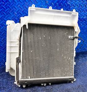 Lexus / Oem / Genuine / Factory 03p07-2555a 2006 - 2012 Es 350 Ac Unit Condenser Internal Radiator