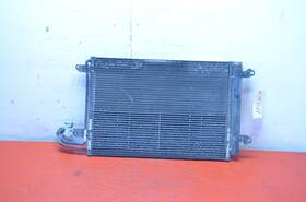1k0820411 Oem 10-14 Volkswagen Golf 2.5l Air Condition Ac Condenser