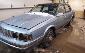 679-00524b Oldsmobile Ciera 1982-1985 Ac Condenser Fittings On Opposite Sides 1629398