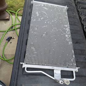 Spectra Premium Industries Inc 7-3231 A/c Condenser Untested
