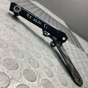 30788268 Volvo 2007-2014 Xc90 3.2 Liter Ac Condenser Line Bracket Oem 30788268 Volvo 2007-2014 Xc90 3.2 Liter Ac Condenser Line Bracket Oem