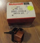 D8HZ-19986-B Ford Air Conditioning Switch 1978 1996 CL-900 CLT-900 Truck Nos. Fixed Price $20.00.