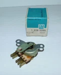 Nos Ac Selector Switch Gm # 3013203 Fits 1967 Buick Electra Lesabre Wildcat. Fixed Price $24.95.
