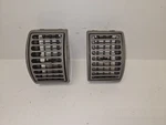 95-98 Chevy Silverado Gmc Yukon Sierra Dash A/c Passenger Vents Lh/rh Gray. Fixed Price $48.99.